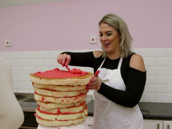 Extreme Cake Makers - Episode 21