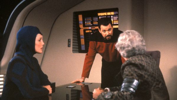 Star Trek: The Next Generation - Ligados