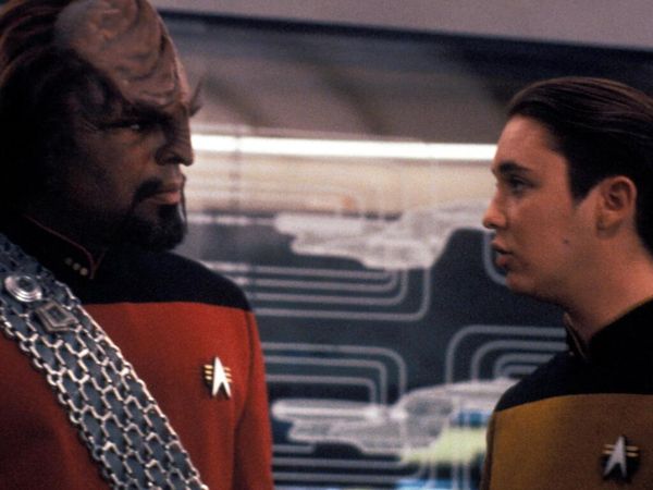 Star Trek: The Next Generation - Paralelos