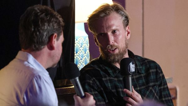 Kvart i Bold: Indersiden - Fra Holbæk til Parken – Christian Poulsens vilde FCK-eventyr