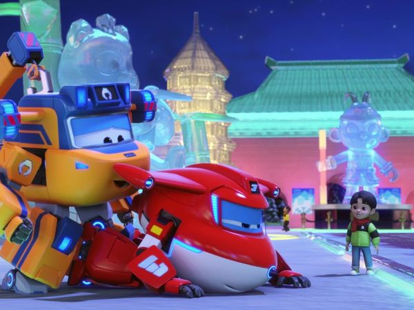 Super Wings - Battle of the Builders / Frozen Fest Frenzy