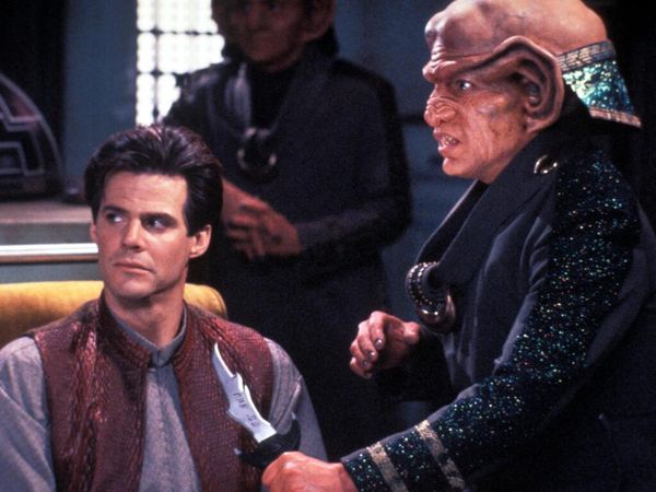 Star Trek: The Next Generation - Laços de Sangue