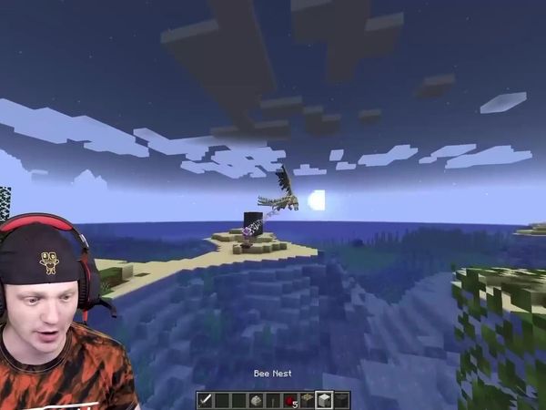 UnspeakablePlays - I Paid $10,000 for These Video Games / I Trapped Someone in Minecraft for 1,000 Days