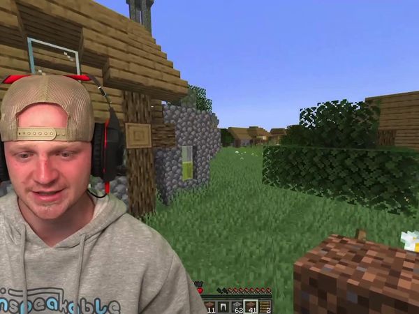 UnspeakablePlays - More Wacky Twists in Minecraft