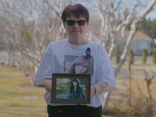 Never Seen Again - Cortney Lake