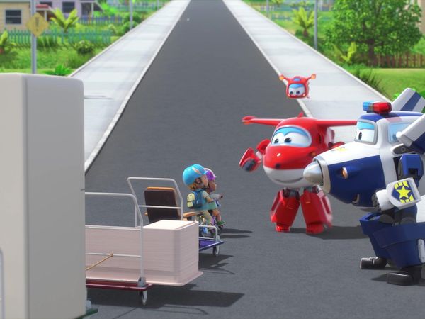 Super Wings - My New Neighbor / Runaway Piggy Bank