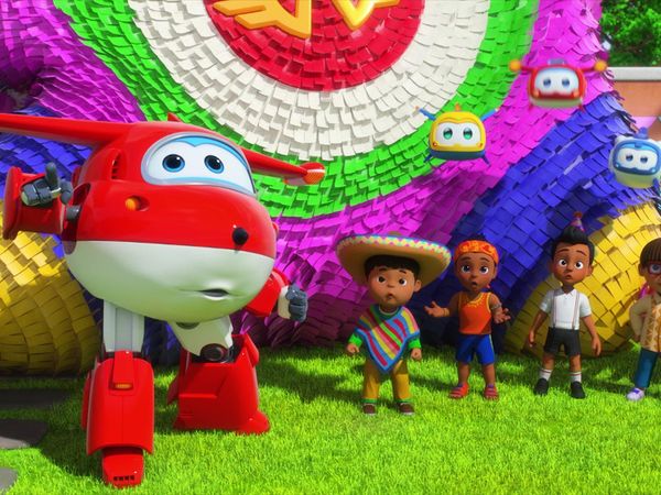 Super Wings - Royal Dog Training Scool / Birthday Bash