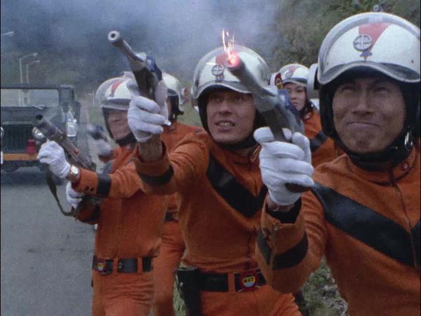 Return of Ultraman - Ultraman Dies at Sunset