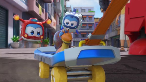Super Wings - Fastest Snail in the World / Down The Ant Tunnel