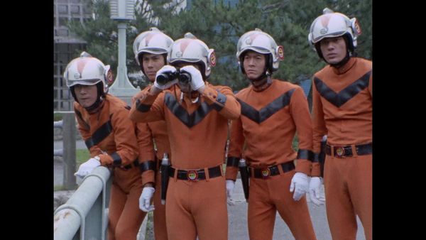 Return of Ultraman - The Monster is a Shooting Star in Space