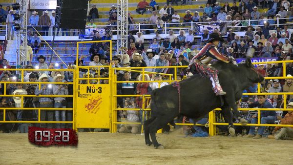 La Liga Mexicana de Jaripeo Profesional - Fecha 4