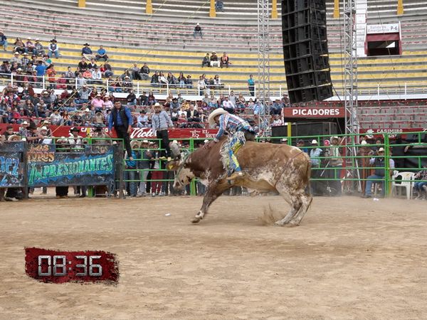 La Liga Mexicana de Jaripeo Profesional - Fecha 12