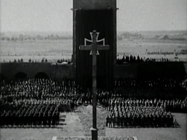 Military Machines: Nazi Germany in World War II - Seeds of War