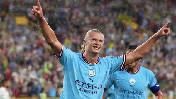 Futcrunch - I Got Haaland in Every FIFA / I Used Rooney in Every FIFA