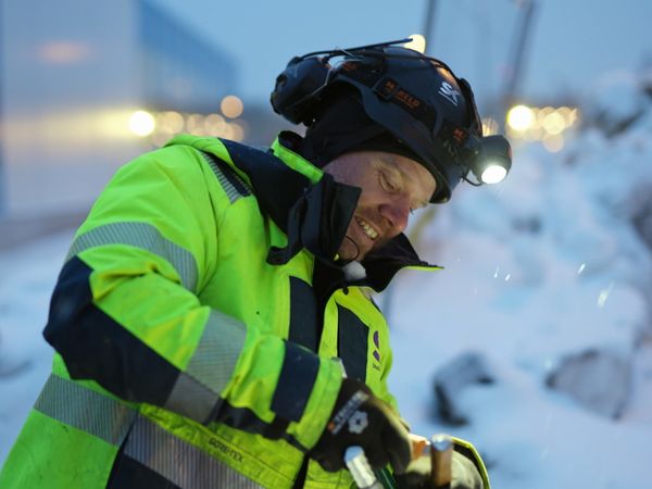 Högspänning - Avsnitt 606