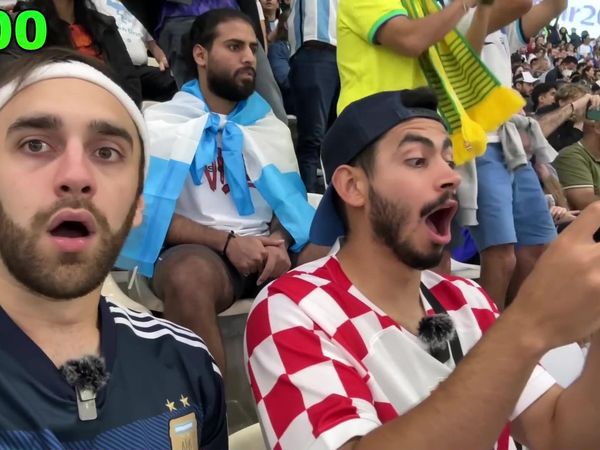 Futcrunch - $1 vs. $10,000 World Cup Seats! / I Spent $1,000 Getting Pelé