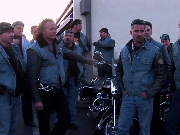 American MC en español - El nuevo chaleco "Virgin"