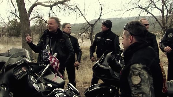 American MC en español - Paseo del infierno con los ángeles