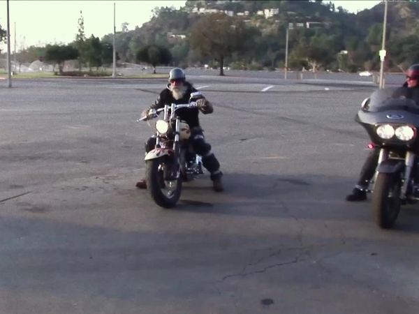 American MC en español - Campamento de entrenamiento para motociclistas