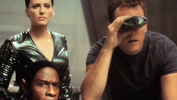 Star Trek: Voyager - Gravedad