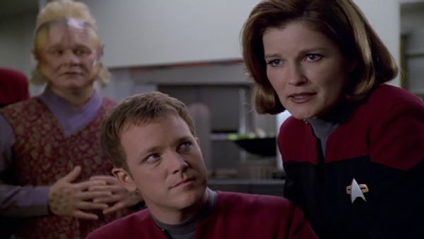 Star Trek: Voyager - Los Analistas