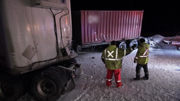 Highway Thru Hell - No Tears in Towing