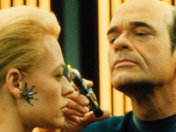 Star Trek: Voyager - Equinox, Parte 2