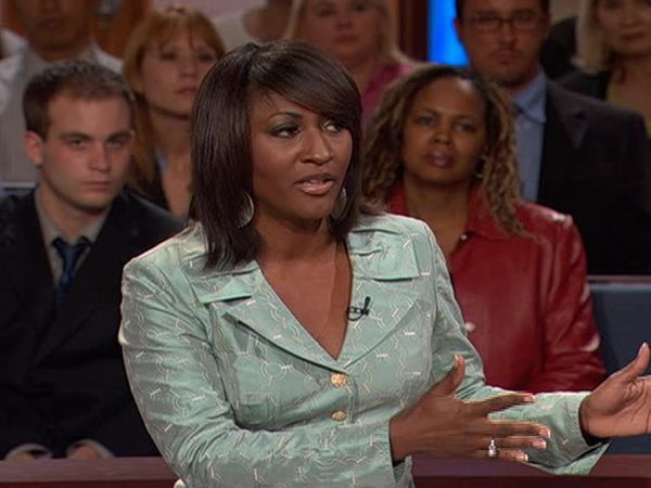 Family Court with Judge Penny - Sister Didn't Like Wedding Pics
