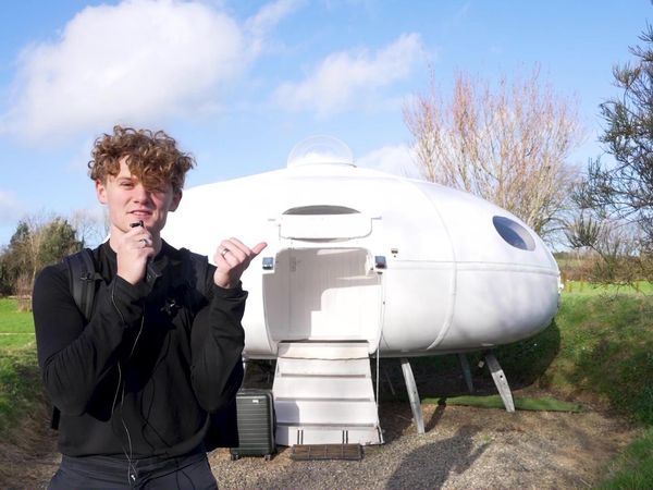Ryan Trahan - I Tested OMG Airbnbs