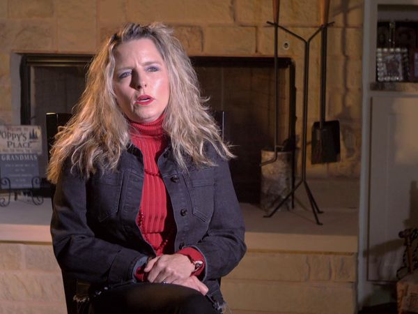 Meet, Marry, Murder: Hosted by Michelle Trachtenberg - Hurricane Homicide