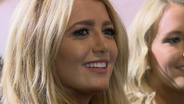 Dallas Cowboys Cheerleaders: Making the Team - Erste Eindrücke