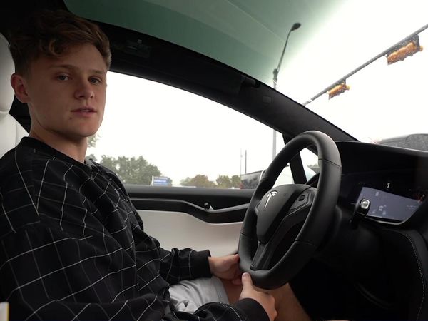 Ryan Trahan - Driving on Autopilot for 24 Hours / The World's Loudest Room