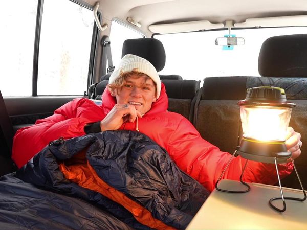 Ryan Trahan - Solo Car Camping in -18 Degrees / I Wore a Sauna Suit for 24 Hours