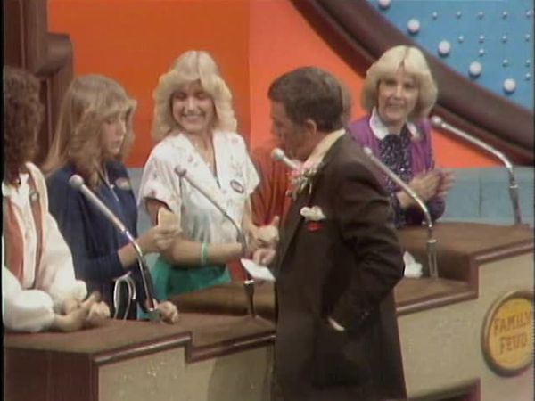 Family Feud Classic - Family Feud S1980 E32