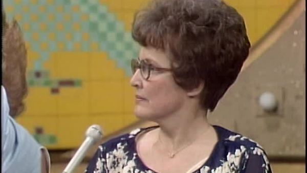 Family Feud Classic - Family Feud S1980 E44