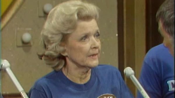 Family Feud Classic - Family Feud S1980 E46