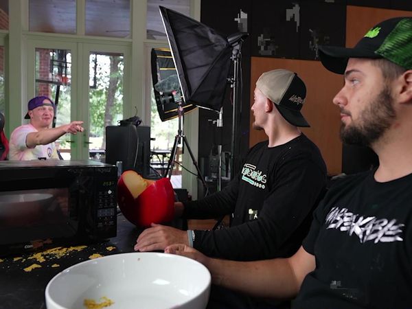 UnspeakablePlays - Anything I Eat, They Eat / Breaking Impossible Gaming World Records