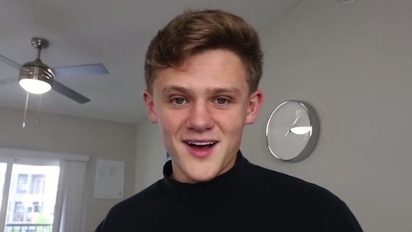 Ryan Trahan - AirDropping Actual $100 Bills to Strangers / AirPods Conspiracy Theory