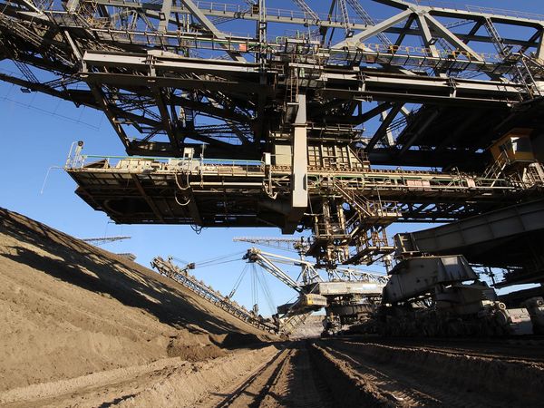 Dirty Great Machines - Monsters Of Mining