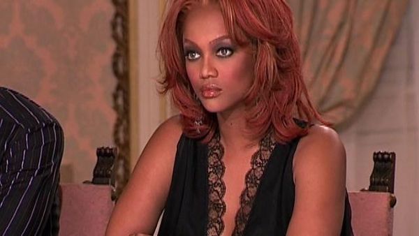 America's Next Top Model - La chica que se cae en el barro