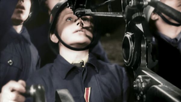 Secrets of the Nazis - The Hitler Youth: Child Soldier's Last Stand