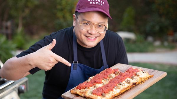All Up In My Grill - Pizza Party on the Grill