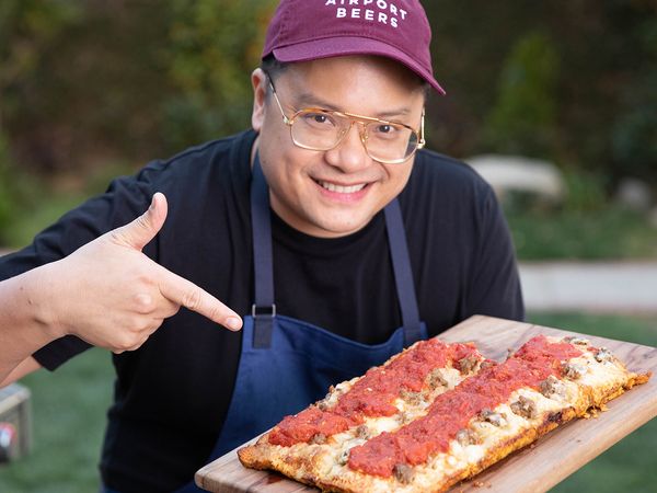 All Up In My Grill - Pizza Party on the Grill