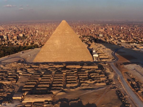 Lost Secrets of the Pyramid - Episode 1