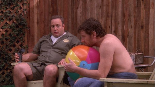 The King of Queens - Vecinos Con Piscina