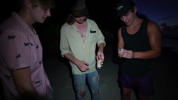 Sam and Colby - Surviving on an Abandoned Island Overnight