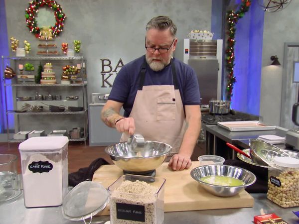 Holiday Baking Championship - Light and Inspiring