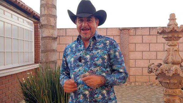 Estrellas del Jaripeo - Carnaval Tiripetío