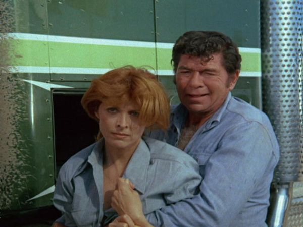 Movin' On - The Cowhands