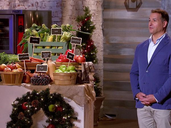Holiday Baking Championship - Thanksgiving's Just Around the Corner